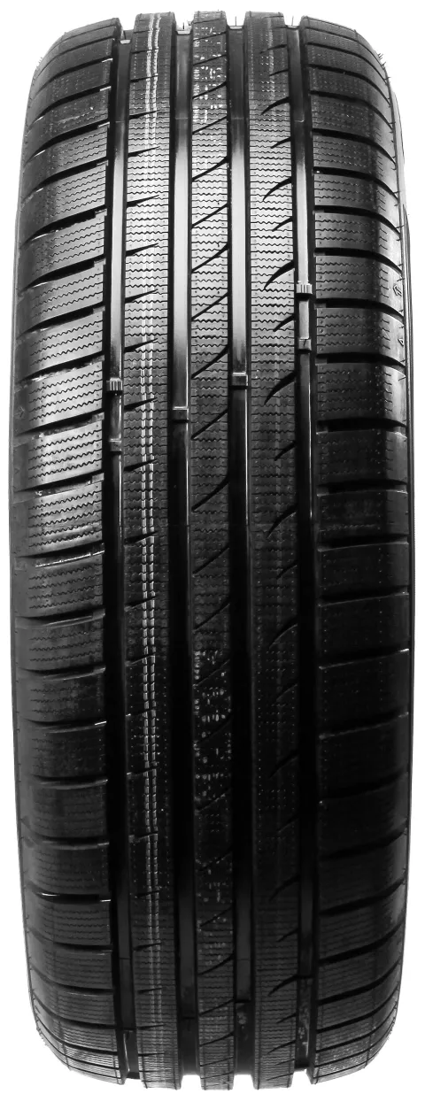 Background image for Fortuna Gowin UHP 205/55R16 91 H