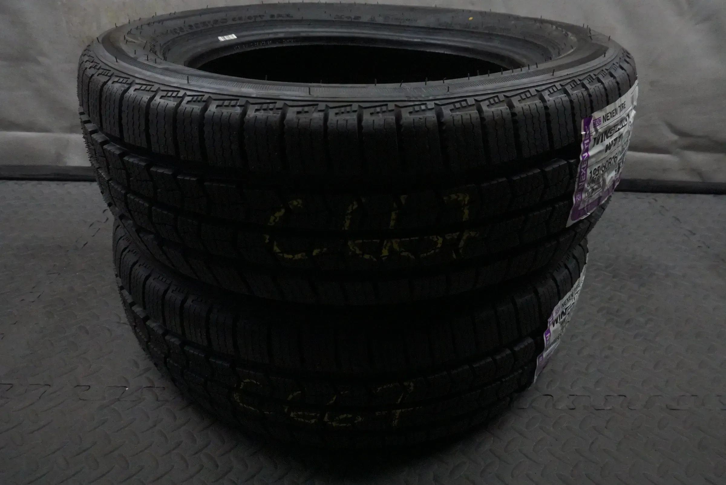 2x 195/60R16C 99/97T Nexen Winguard WT1 Winterreifen 2024 Neu C667 - Bild 1
