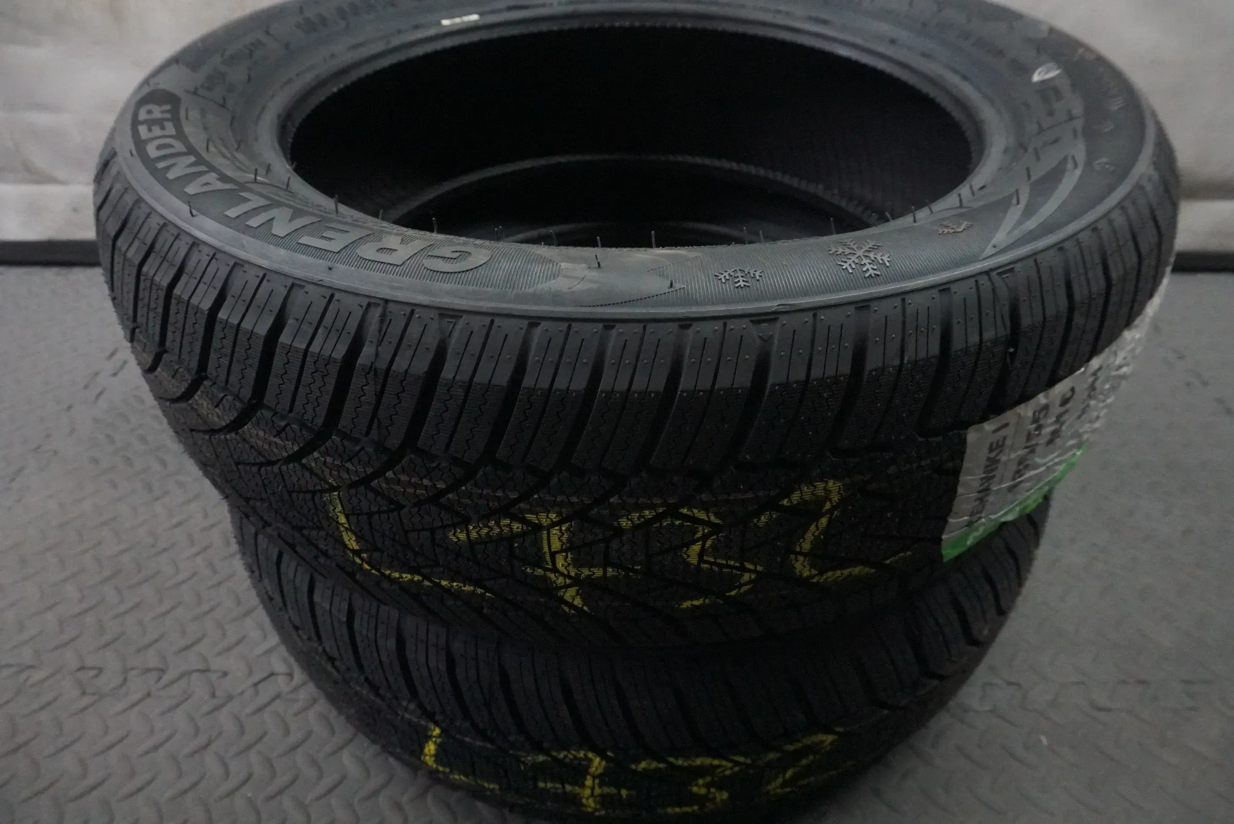 2x 185/55R16 83H No-Name Grenlander Icehawk I Winterreifen 2022 Neu L732 - Bild 1