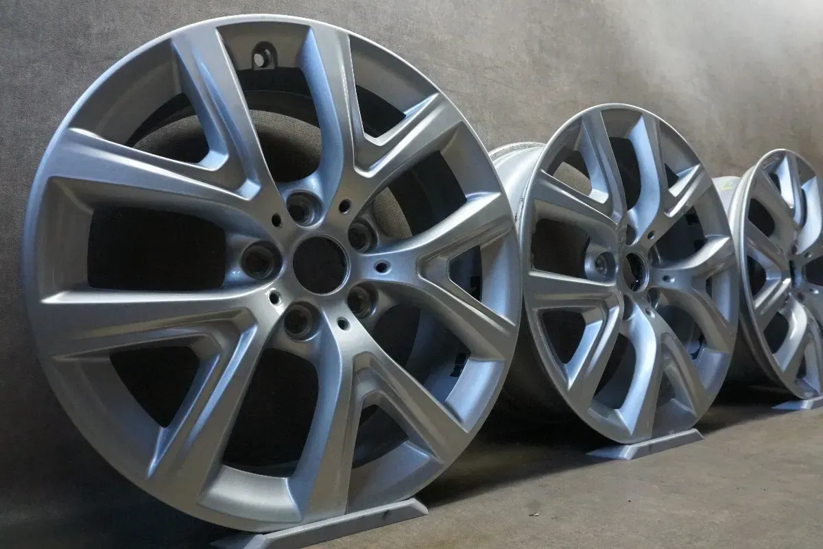 4x BMW X1 X2 F48 F49 17 Zoll Alufelge 574 M L121 - Bild 1