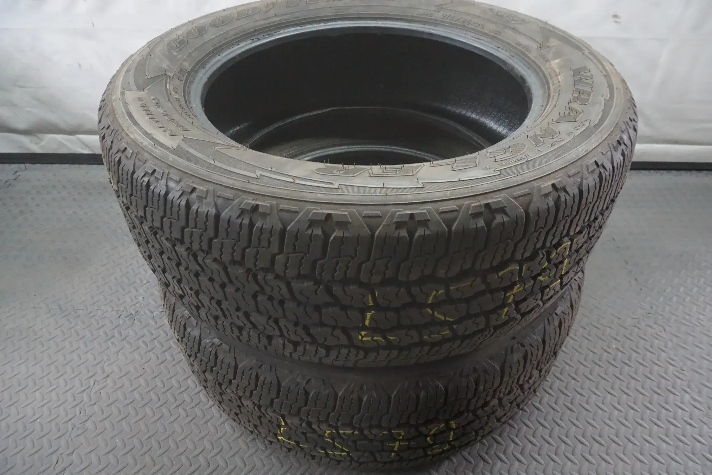 2x 275/55R20 113T Goodyear Wrangler AT Adventure Sommerreifen 2018 7mm L579 - Bild 1